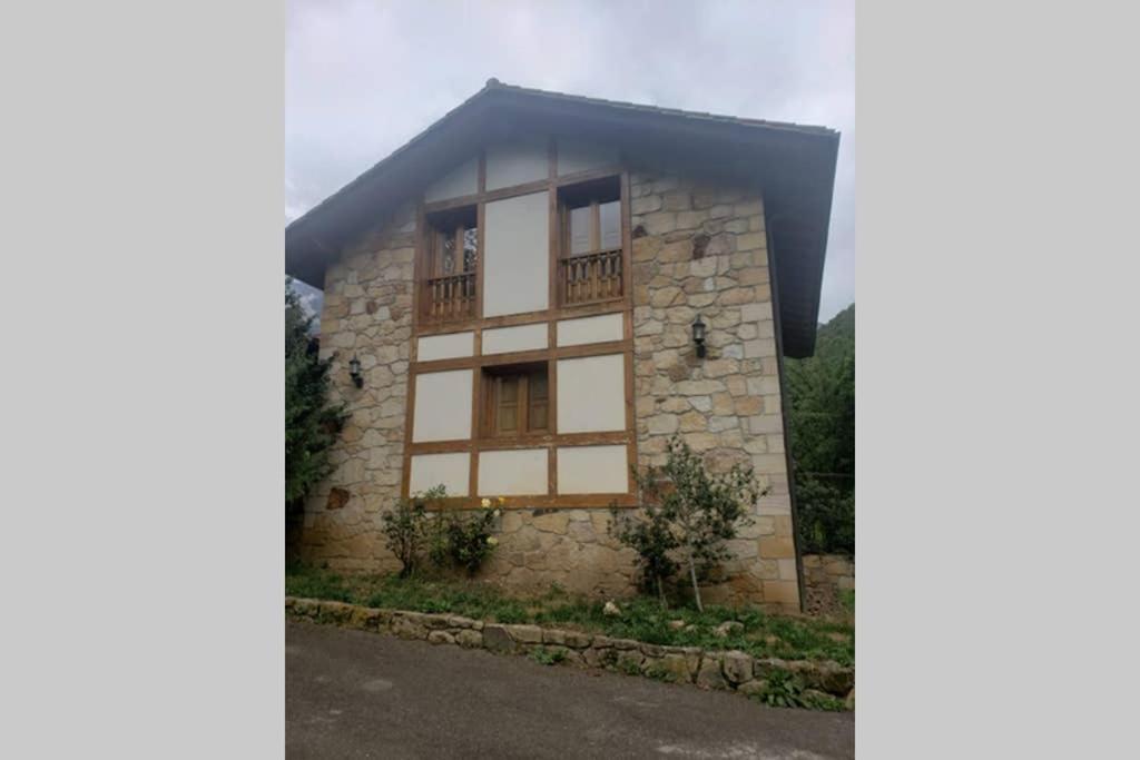 Villa Casa El Vinadal à Arguebanes Extérieur photo